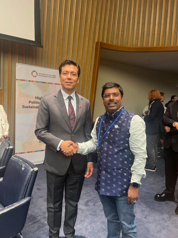Un Visit 
