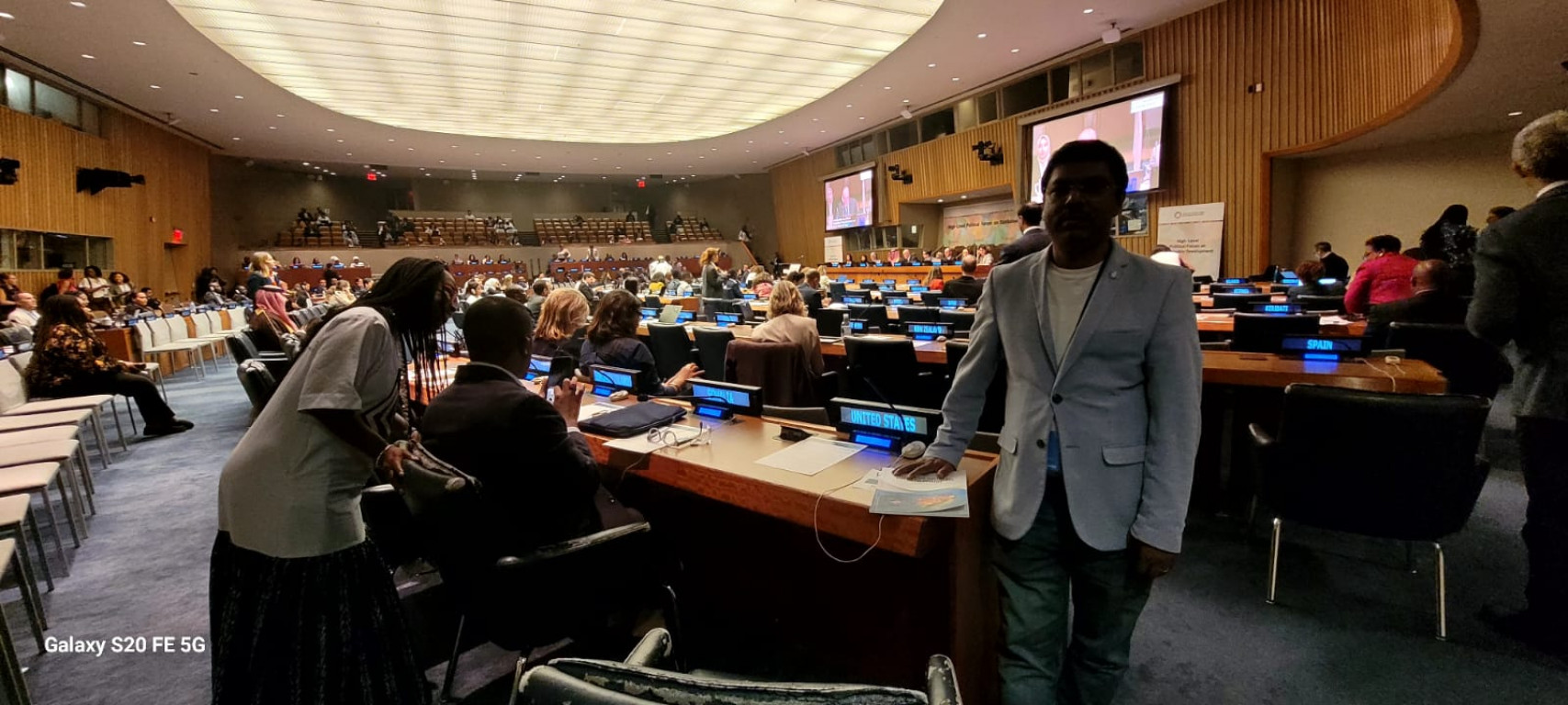 Un Visit 
