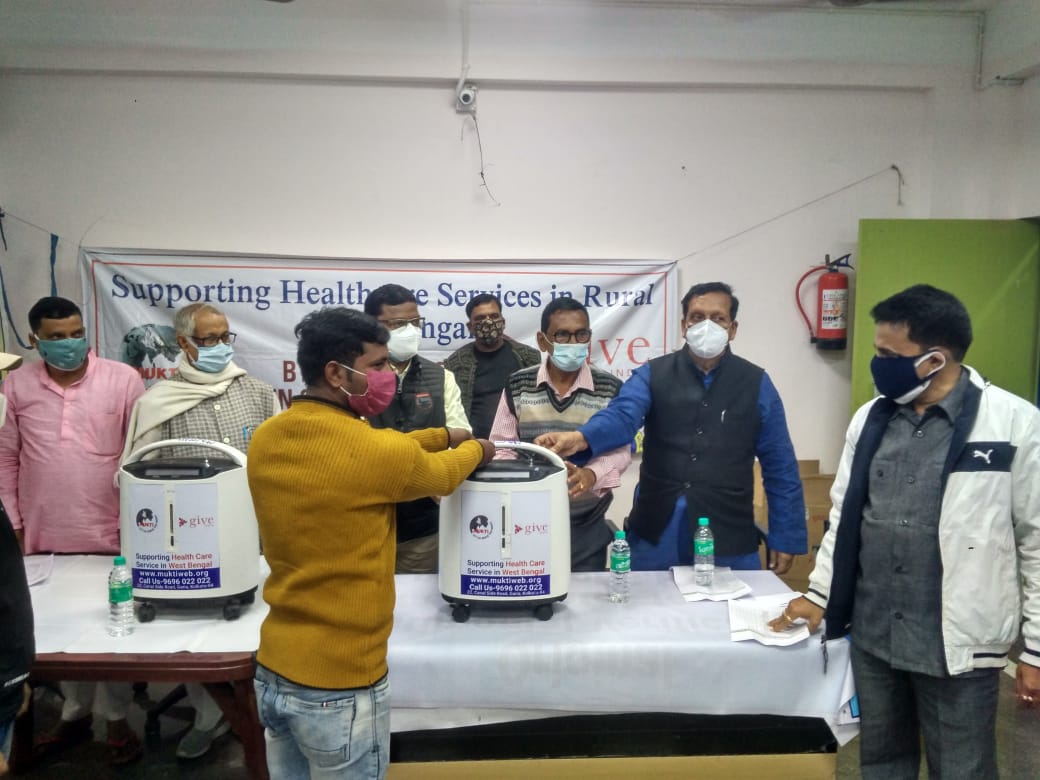 “Give India” Supporting Mukti with Oxygen Concentrators to Help the Govt, PHCs